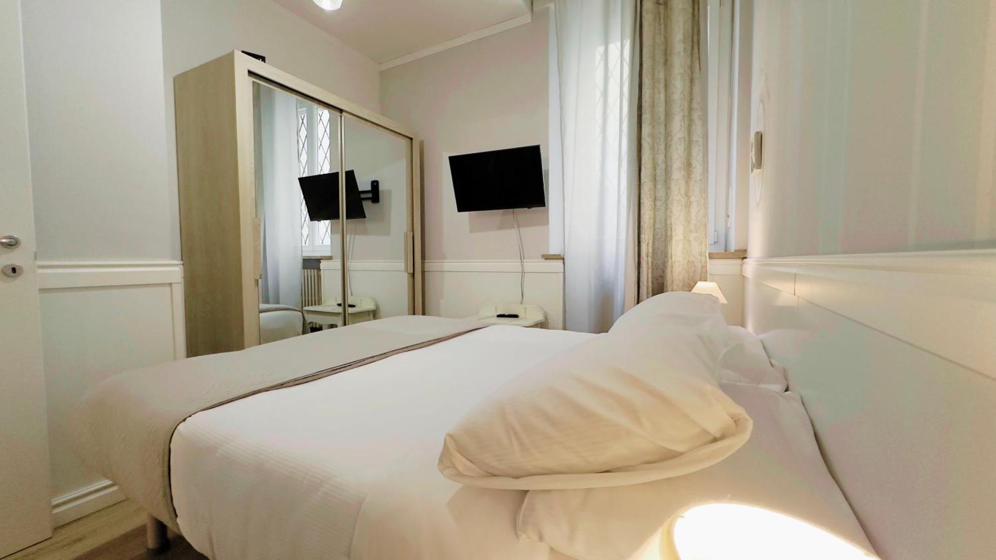 Residenza Della Rosa Apartment - Verona — Photos 1